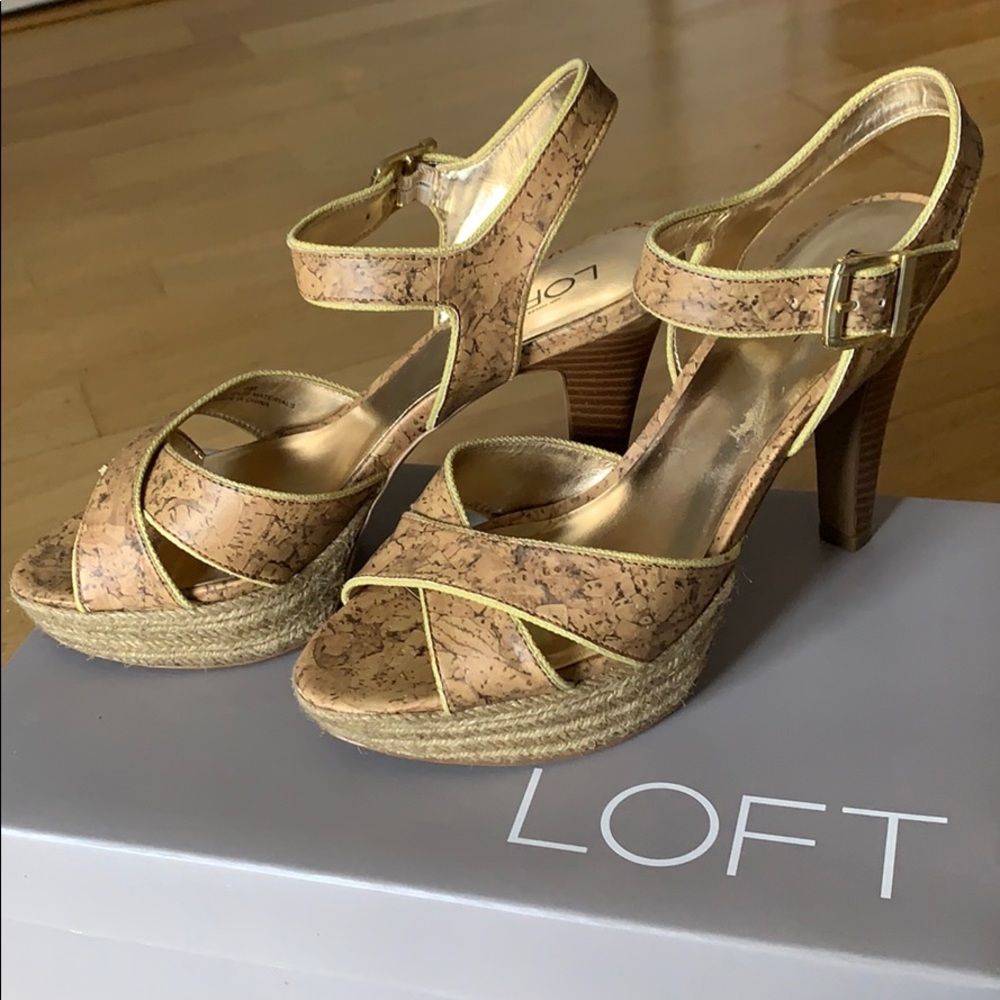 Ann Taylor LOFT platform heels